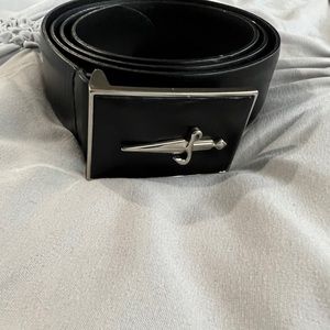 Cesare paciotti belt good condition